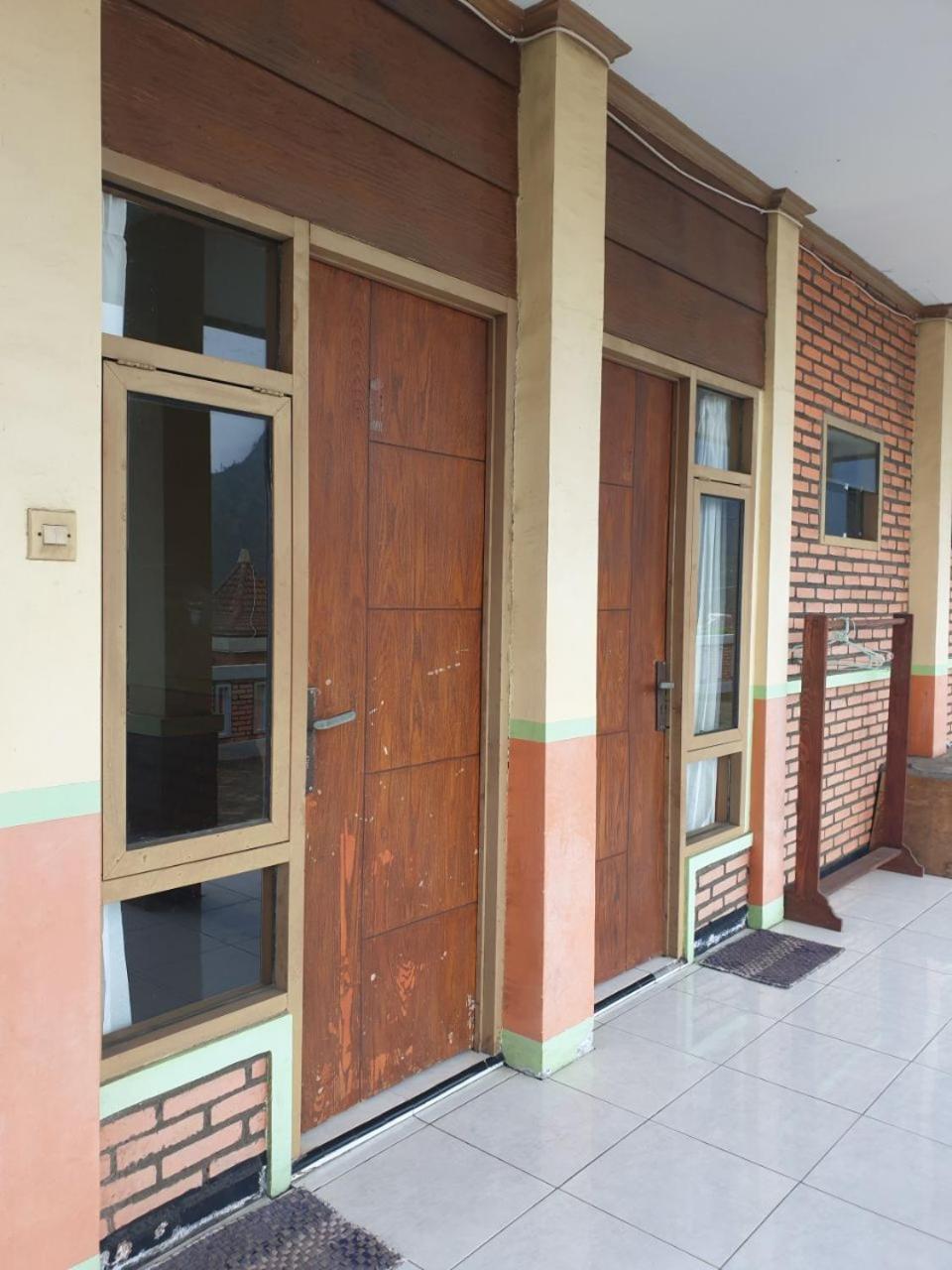 Bromo Holiday Guest House Ngadisari Dış mekan fotoğraf